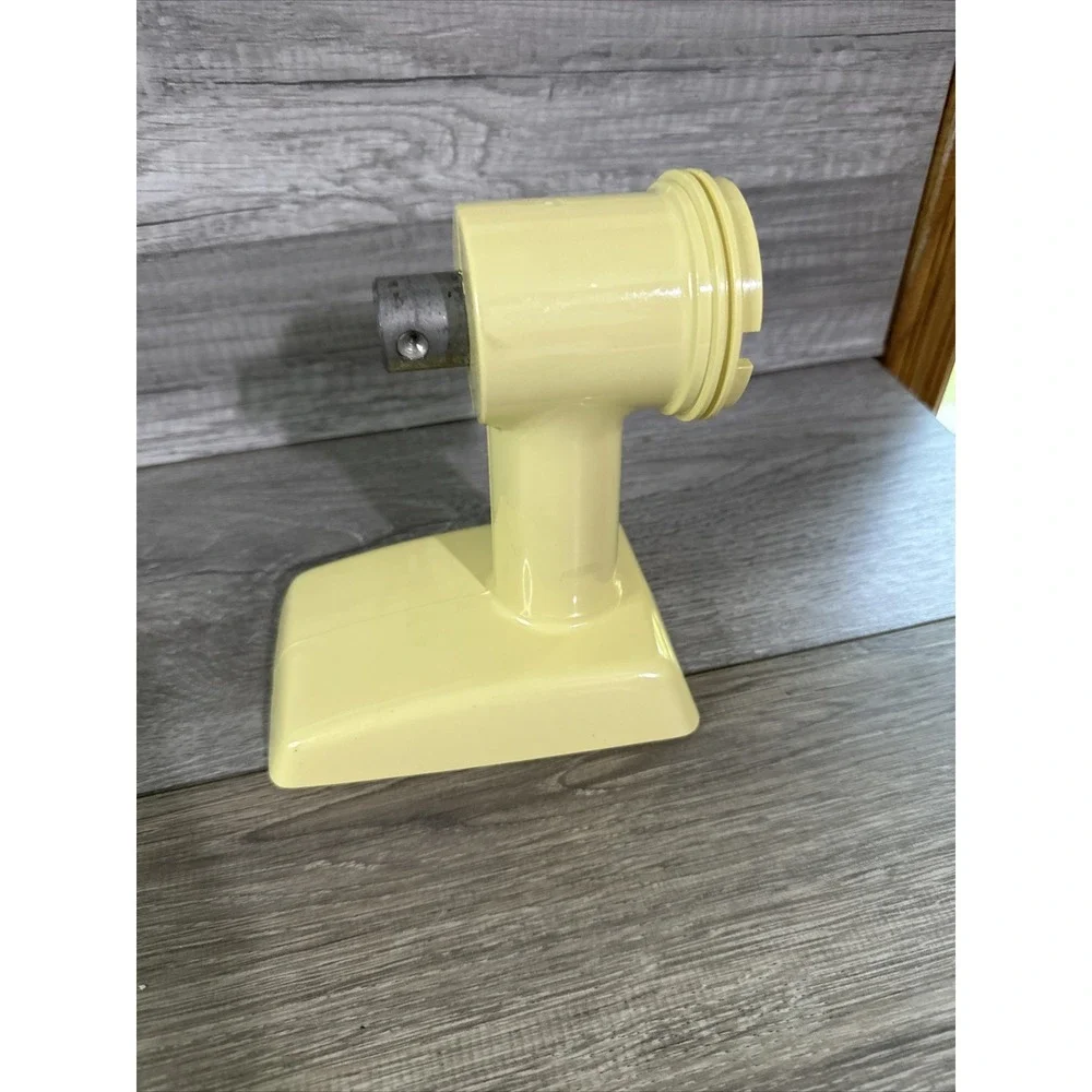 Oster Regency Kitchen Center Head Attachment 954-MA Yellow Excellent Vintage USA